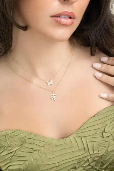 Sydney Evan Diamond Monstera Leaf Necklace | Thumbnail 3 Sydney Evan Diamond Monstera Leaf Necklace | Thumbnail 3
