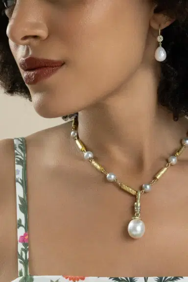 Sylva & Cie Diamond Pearl Bulb Earrings | Thumbnail 3 Sylva & Cie Diamond Pearl Bulb Earrings | Thumbnail 3