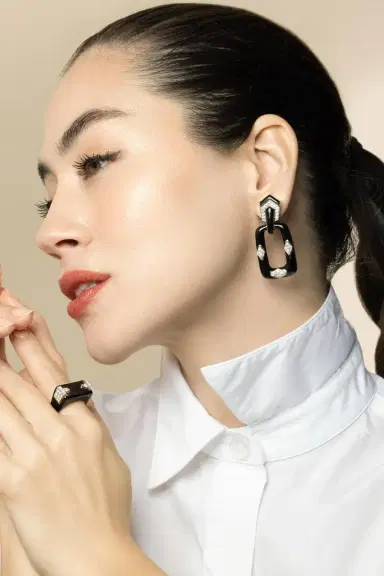 DAVID WEBB Diamond Rectangular Mini Hoop Earrings | Thumbnail 4
