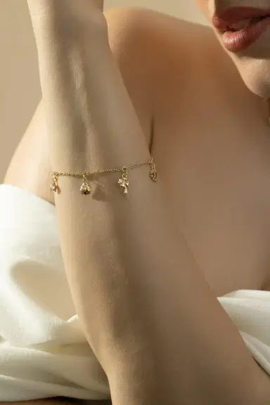 MONICA RICH KOSANN Diamond Sapphire My Lucky Charm Bracelet | Thumbnail 2 MONICA RICH KOSANN Diamond Sapphire My Lucky Charm Bracelet | Thumbnail 2