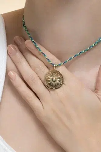CAROL KAUFFMANN Diamond Sun Pendant | Thumbnail 3