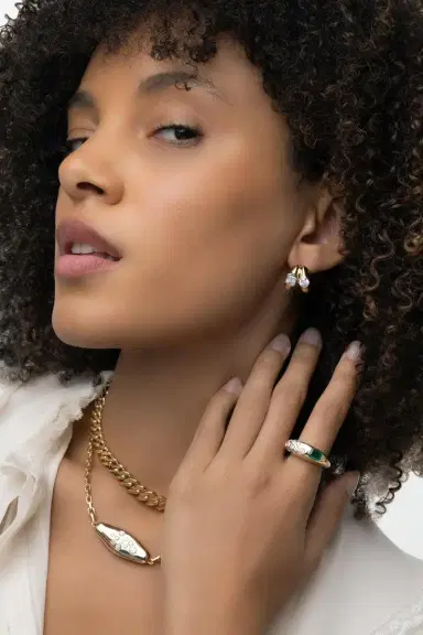 Uniform Object Diamond Twin Tusk Earrings | Thumbnail 4