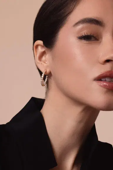 KWIAT Diamonds Hoop Earrings | Thumbnail 2