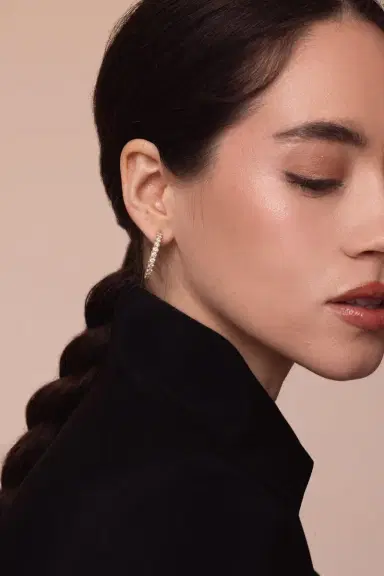 KWIAT Diamonds Hoop Earrings | Thumbnail 3