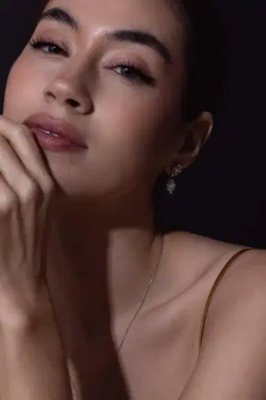 Suzanne Kalan Double Star Diamond Drop Earrings | Thumbnail 4 Suzanne Kalan Double Star Diamond Drop Earrings | Thumbnail 4
