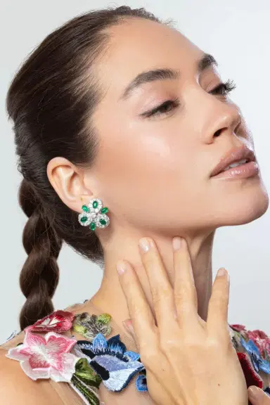 FANTASIA by DESERIO Emerald Cabochon Cluster Earrings | Thumbnail 4