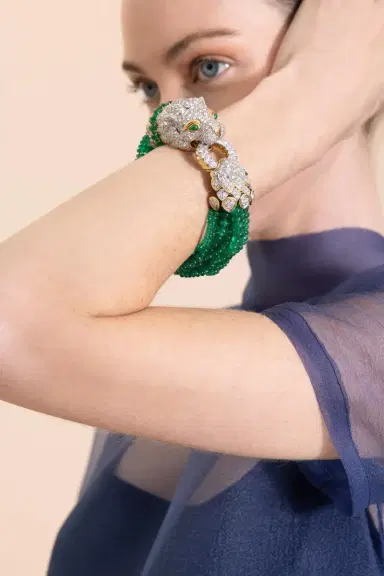 DAVID WEBB Emerald Diamond Elizabeth Taylor Lion Bracelet | Thumbnail 2