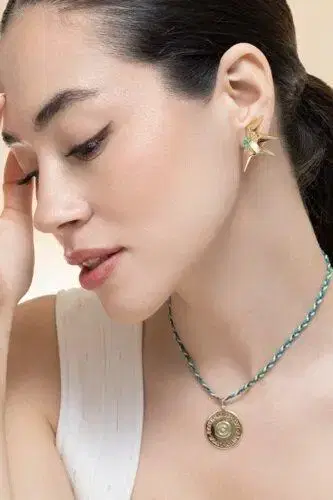 CAROL KAUFFMANN Emerald Étoile Laila Mini Earrings | Thumbnail 2