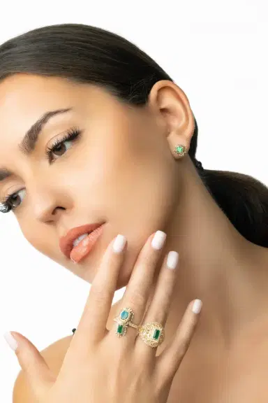 Suzanne Kalan Emerald Stud Earrings | Thumbnail 2 Suzanne Kalan Emerald Stud Earrings | Thumbnail 2