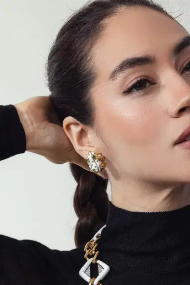 DAVID WEBB Emerald White Frog Earrings | Thumbnail 4