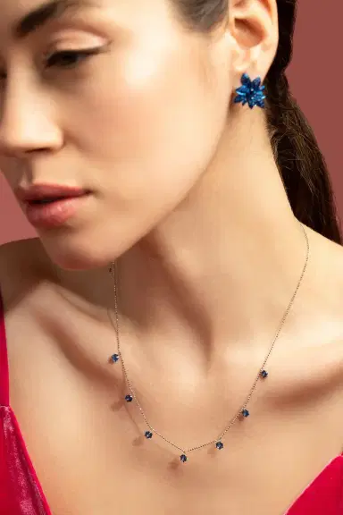 GRAZIELA Floating Blue Sapphire Necklace | Thumbnail 2