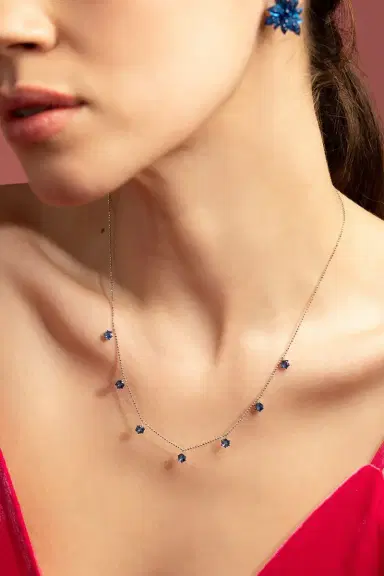 GRAZIELA Floating Blue Sapphire Necklace | Thumbnail 3