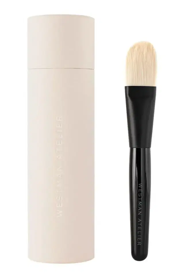 Westman Atelier Foundation Brush