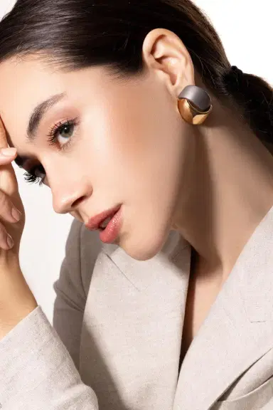 Vhernier Gold Titanium Earrings | Thumbnail 2