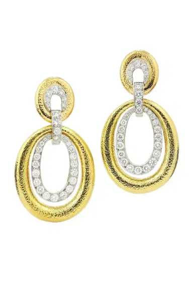 DAVID WEBB Hammered Double Oval Madison Earrings | Thumbnail 1 DAVID WEBB Hammered Double Oval Madison Earrings | Thumbnail 1