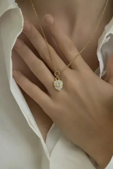 Foundrae Horseshoe Protection Fine Belcher Necklace | Thumbnail 3