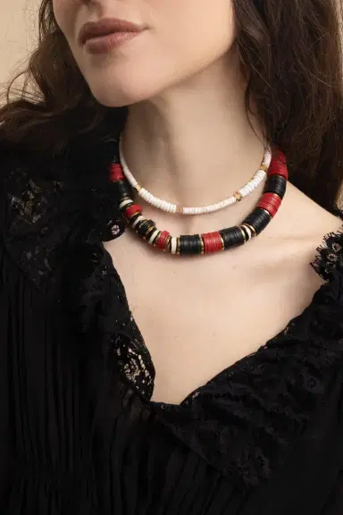 HIJAS DE PUKA Jaipur Black Red White African beaded Necklace | Thumbnail 2 HIJAS DE PUKA Jaipur Black Red White African beaded Necklace | Thumbnail 2