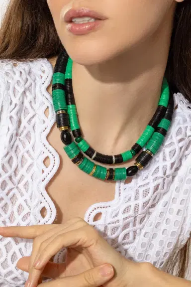 HIJAS DE PUKA Jaipur Green Black Two Beaded Necklace | Thumbnail 2 HIJAS DE PUKA Jaipur Green Black Two Beaded Necklace | Thumbnail 2