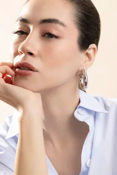 Jennifer Fisher Jamma Mini Hoop Earrings - Silver - 1in | Thumbnail 2 Jennifer Fisher Jamma Mini Hoop Earrings - Silver - 1in | Thumbnail 2