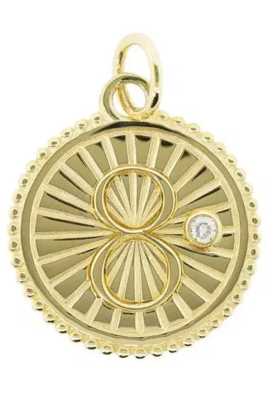 Foundrae Karma Baby Medallion | Thumbnail 1