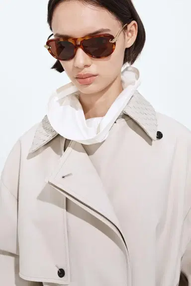 Bottega Veneta Knot Aviator Sunglasses | Thumbnail 2