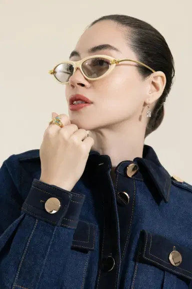 Bottega Veneta Knot Cat Eye Sunglasses | Thumbnail 3