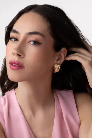 Anita Ko Large Croissant Earrings | Thumbnail 4
