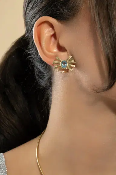 CAROL KAUFFMANN Light Blue Topaz Mini Farfalle Earrings | Thumbnail 3 CAROL KAUFFMANN Light Blue Topaz Mini Farfalle Earrings | Thumbnail 3