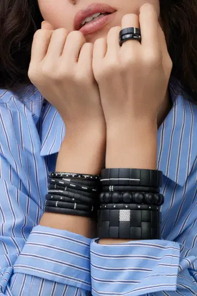ROBERTO DEMEGLIO Matte Black Ceramic Tsavorite Diamond Pura Bracelet | Thumbnail 3
