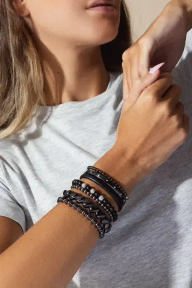 ROBERTO DEMEGLIO Matte Black Sfera Bracelet | Thumbnail 4
