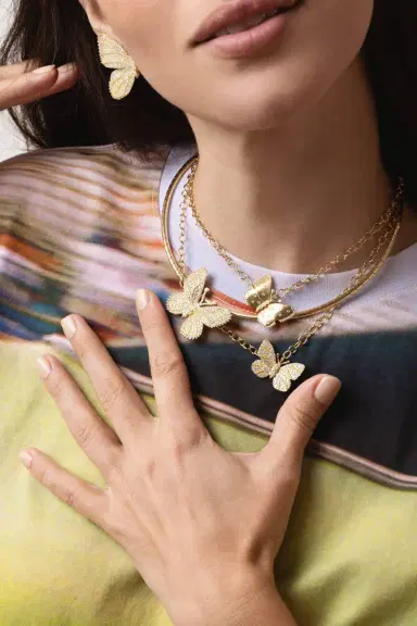 TANYA FARAH Medium Diamond Butterfly Half Wing Necklace | Thumbnail 4