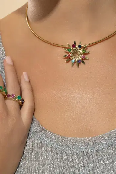 CAROL KAUFFMANN Medium Multi Sapphire Mandala Pendant | Thumbnail 2 CAROL KAUFFMANN Medium Multi Sapphire Mandala Pendant | Thumbnail 2