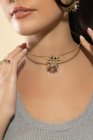 CAROL KAUFFMANN Medium Multi Sapphire Mandala Pendant | Thumbnail 4 CAROL KAUFFMANN Medium Multi Sapphire Mandala Pendant | Thumbnail 4