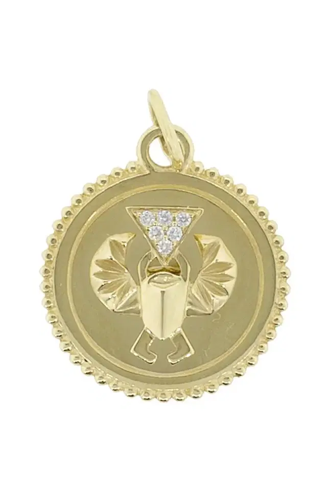 Foundrae Medium Protection Medallion