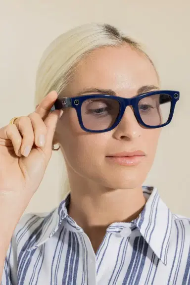 Ray-Ban Meta Wayfarer Gen 2 Sunglasses - Shiny Cosmic Blue Sapphire | Thumbnail 2 Ray-Ban Meta Wayfarer Gen 2 Sunglasses - Shiny Cosmic Blue Sapphire | Thumbnail 2