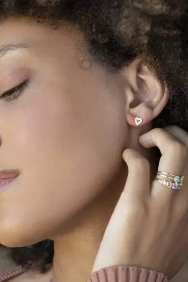 Jennifer Meyer Mini Open Heart Studs | Thumbnail 2
