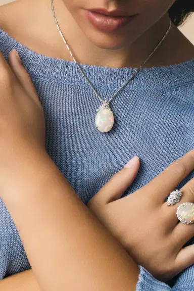 YEPREM Opal Diamond Pendant Reign Necklace | Thumbnail 3 YEPREM Opal Diamond Pendant Reign Necklace | Thumbnail 3