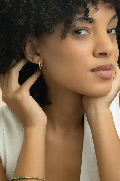LISA NIK Orange Yellow Ombre Sapphire Hoop Earrings | Thumbnail 2 LISA NIK Orange Yellow Ombre Sapphire Hoop Earrings | Thumbnail 2