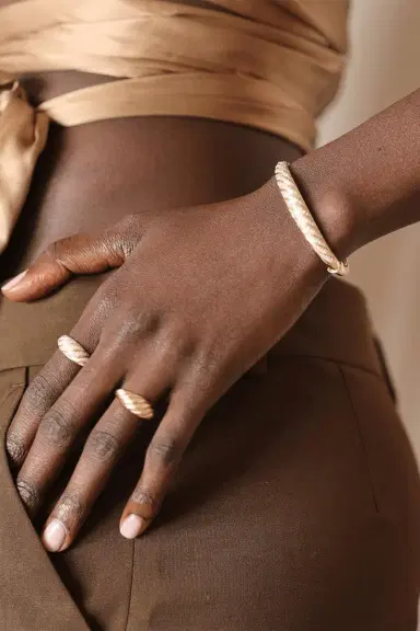 LOGAN HOLLOWELL Pave Diamonds Nautilus Bangle Bracelet | Thumbnail 2
