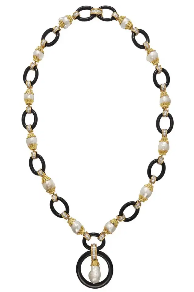 DAVID WEBB Pearl Black Link Necklace