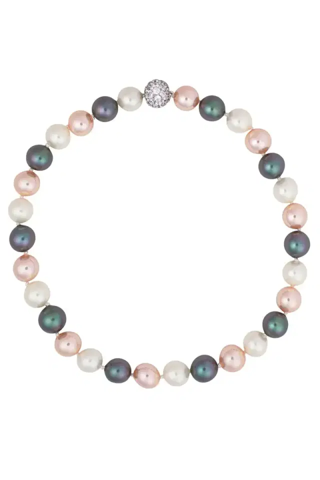 FANTASIA by DESERIO Pearl Clasp Necklace