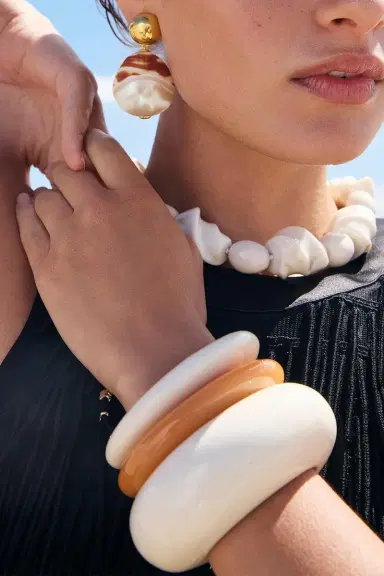 Lizzie Fortunato Pearl Tigre Rodan Earrings | Thumbnail 2 Lizzie Fortunato Pearl Tigre Rodan Earrings | Thumbnail 2