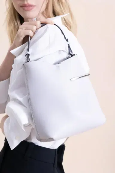 Givenchy Pinch Me Pouch | Thumbnail 3