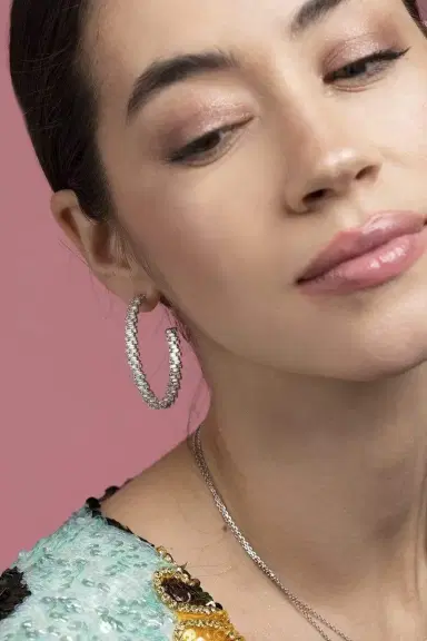 Suzanne Kalan Princess Cut Diamond Hoops | Thumbnail 2 Suzanne Kalan Princess Cut Diamond Hoops | Thumbnail 2