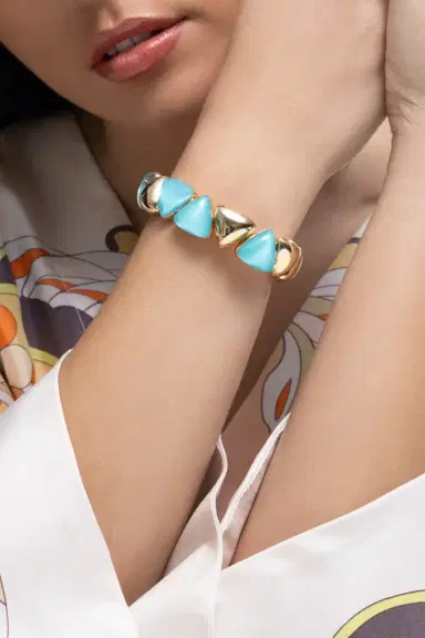 Vhernier Rock Crystal Turquoise Freccia Bracelet | Thumbnail 3