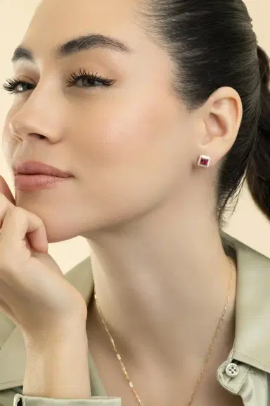 GOSHWARA Rubellite Stud Earrings | Thumbnail 2