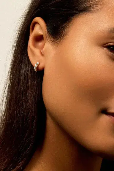 Melissa Kaye Sadie Diamond Huggie Hoop Earrings | Thumbnail 2 Melissa Kaye Sadie Diamond Huggie Hoop Earrings | Thumbnail 2