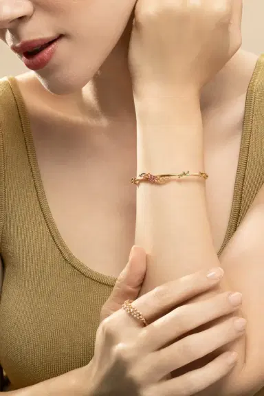 Ananya Sapphire Rainbow Scatter Bangle Bracelet | Thumbnail 3