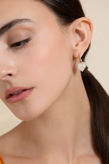 Sydney Evan Scallop Hoop Diamond Heart Earrings | Thumbnail 4