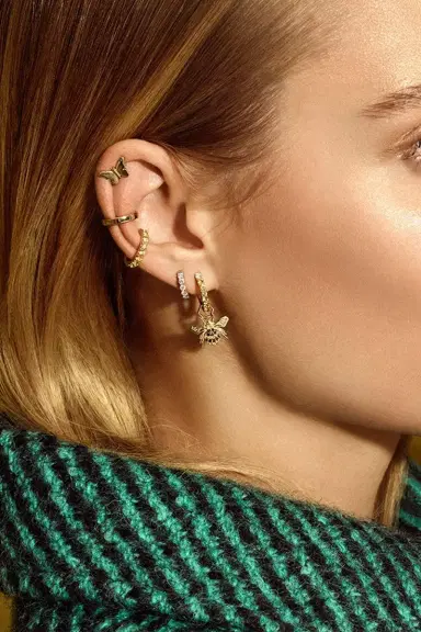 Robinson Pelham Single Midi Yellow Sapphire Diamond Hoop Earring | Thumbnail 2 Robinson Pelham Single Midi Yellow Sapphire Diamond Hoop Earring | Thumbnail 2